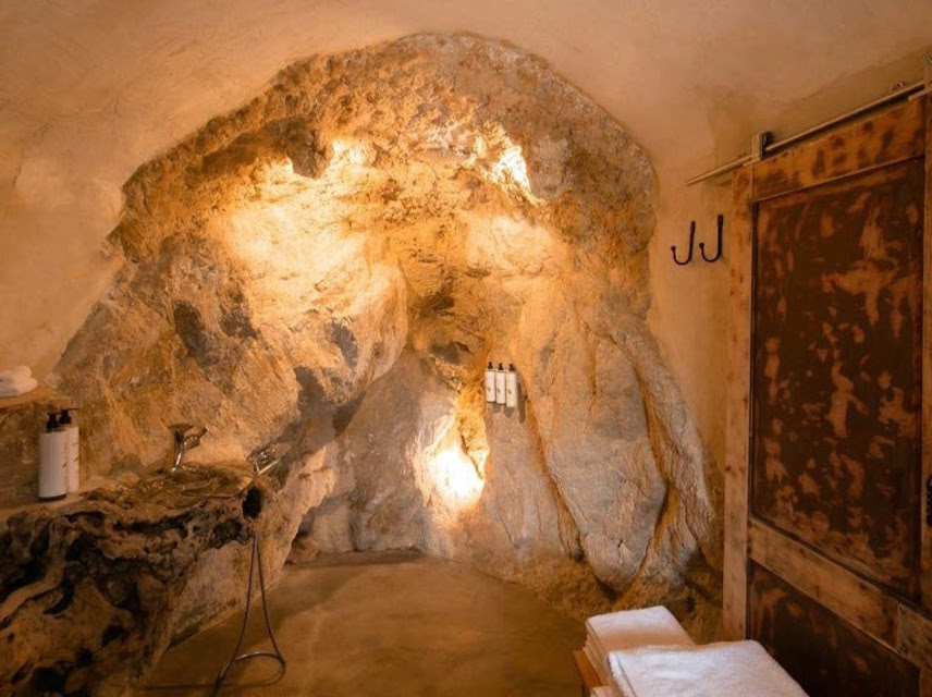 Intérieur de chambre troglodyte