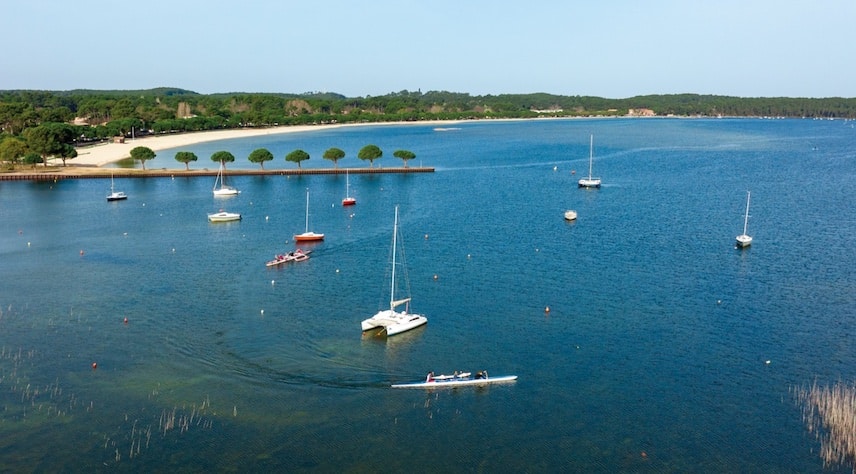 Bateaux sur le lac Carcans Hourtin